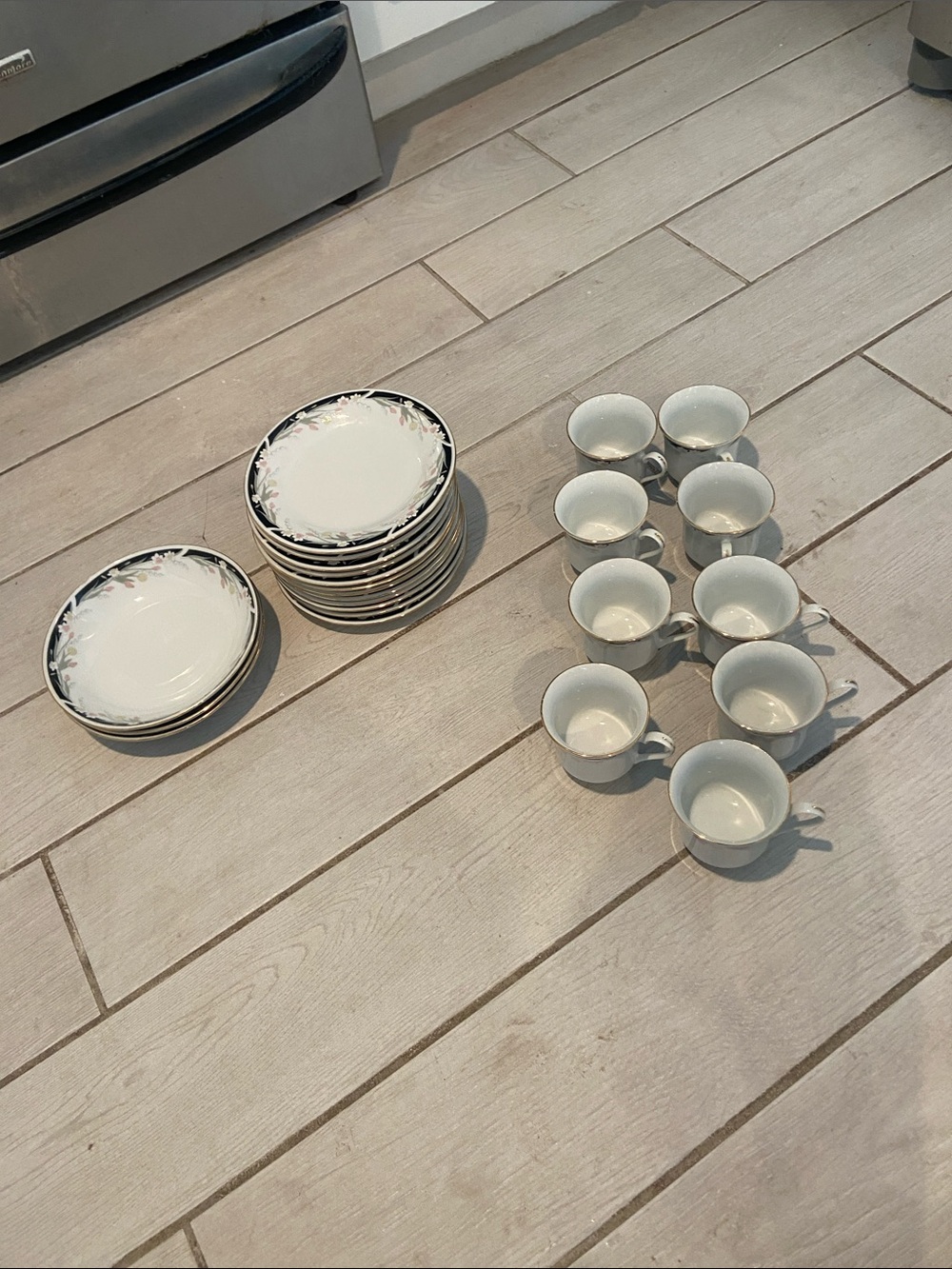 White Porcelain Tea Cups and Dessert Plates - Classic Floral Trim